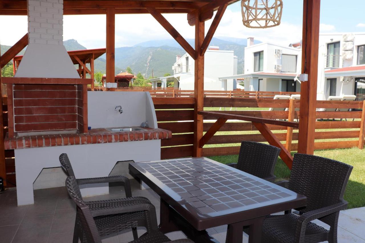 Olympus Paradise 4 Skotina Exterior foto